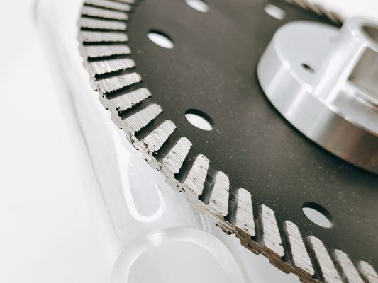 115 mm kontinuierliche dünne Turbo-Diamantsäge für Schneiden und Schleifen