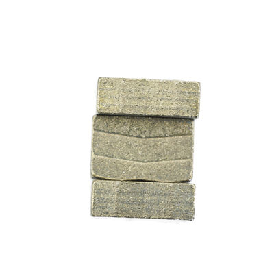 Hochgeschwindigkeits-Multi-Diamant-Segment für Werkzeuge zum Schneiden von weichem Granit 24*8,4/7,6*15mm 6,5mm