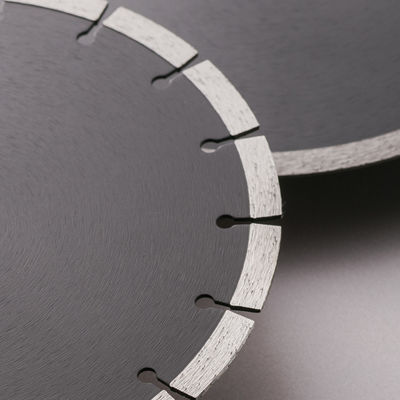 Technologie Kaltpressung Sinter 5" 125mm Diamantkreisförmige Segmentierte Scheibe für Trocken/Nass