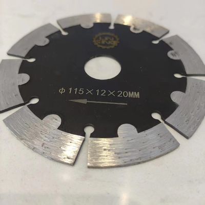 Durchmesser 115 mm Turbo-segmentierte Zahn-Schneidscheibe für Marmor Granit Ziegel Asphalt Bordstein