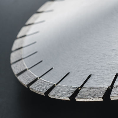10 mm Arbor Größe 400 mm Lange Lebensdauer Diamant Rundsäge Klinge zum Schneiden von Granit