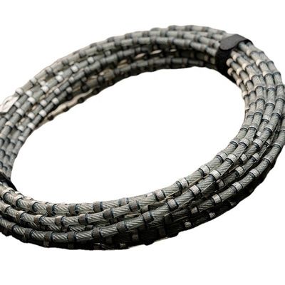 Steinschneidende Diamantdrahtsäge mit 11,0 mm Bead-Durchmesser und 37 Stück Perlen pro Meter