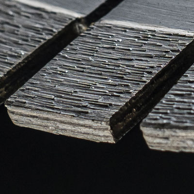 Hochfrequenzgeschweißte 14-Zoll-Linsing-Diamant-Schneidplatte mit 0,05-Zoll-Schneiddicke