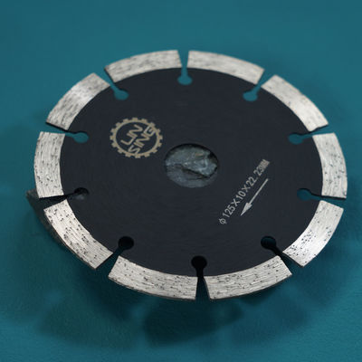 Schwarze Diamantscheiben zum Trockenschneiden D105-D230 mm mit guter Schärfe und langer Lebensdauer
