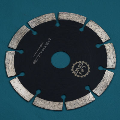 Schwarze Diamantscheiben zum Trockenschneiden D105-D230 mm mit guter Schärfe und langer Lebensdauer