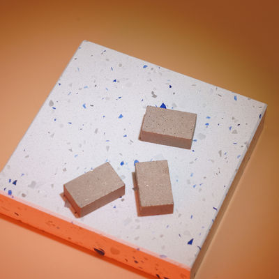 Schneiden von Arabescato Orobico-Marmorstein mit einem leistungsfähigen Diamantmarmorwerkzeug