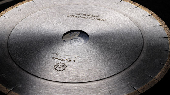 Diamantsäge mit A-Grad-J-Schlitze für das Schneiden von Dekton 350 mm Steinschneidwerkzeugen