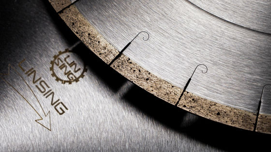 Diamantsäge mit A-Grad-J-Schlitze für das Schneiden von Dekton 350 mm Steinschneidwerkzeugen