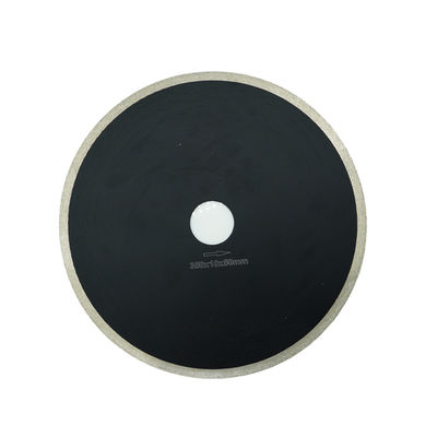 Kundenspezifische Unterstützung 180 mm Diamantwerkzeuge Heißpresse Kontinuous Rim Discs zum Schneiden von Stein