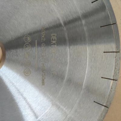 350 mm Dekton U-Slot Diamantsäge für maßgeschneiderte Unterstützung und garantiertes Schneiden