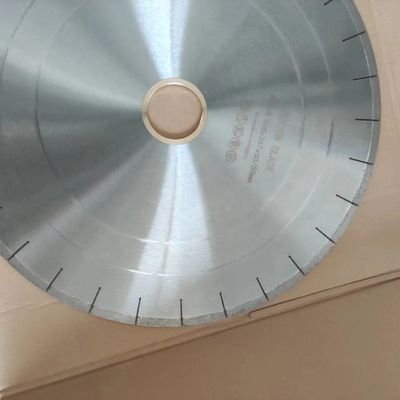350 mm Dekton U-Slot Diamantsäge für maßgeschneiderte Unterstützung und garantiertes Schneiden