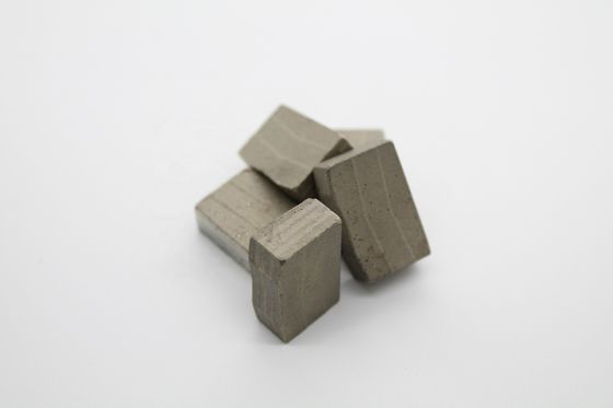 Mexiko Hauptmarkt ODM kundenspezifischer Support 24*6.6/7.4*13mm Hartgranit Diamantsegment
