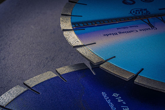 D230MM Schutzzähne Schneidscheibe mit Heißpresstechnologie