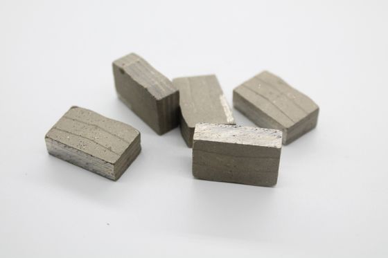 Mexiko Hauptmarkt ODM kundenspezifischer Support 24*6.6/7.4*13mm Hartgranit Diamantsegment
