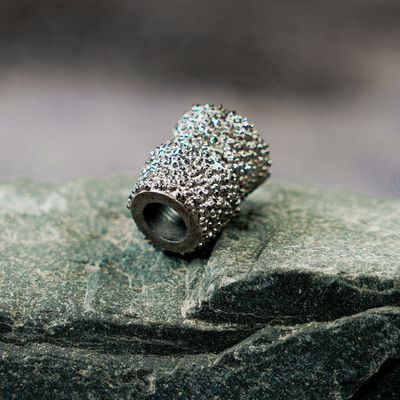 Diamant-Vakuumbrazen-Doppelkegel-Drahtsägen für das Schneiden von Marmor-Travertin in Brasilien