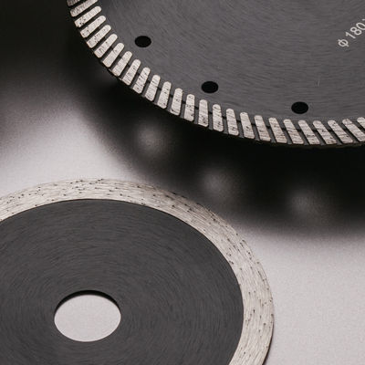 Erfahrene D180MM D230MM Schutzzähne Schneidblattscheibe für das industrielle Schneiden