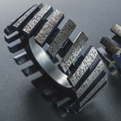 Diamantmetallpulver, angepasste Segmentierte Randschleifmaschine für CNC-Schleifmaschine