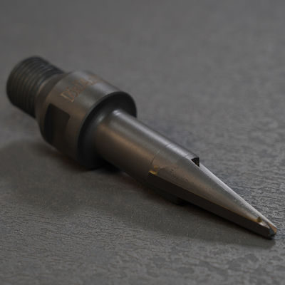 Hochgeschwindigkeitsstahl-Konik-Mühle 3mm Spitze für CNC-Gravurmaschine auf Granitmarmor