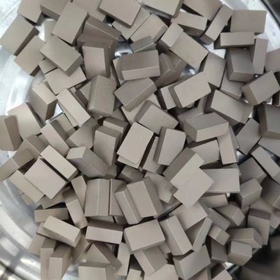 Eisenbindung 48-Zoll-Klingen Kalkstein-Segment für langlebige Marmor-Schnittbedürfnisse in Vietnam