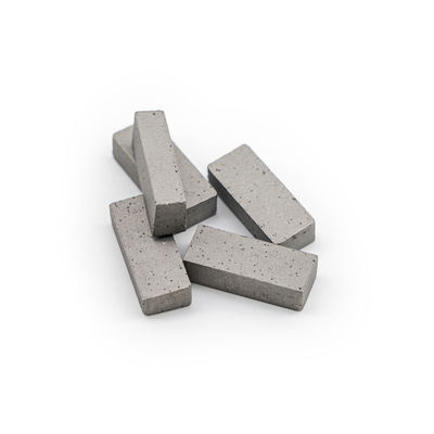 Ein hochwertiges Diamantbandsäge-Segment mit eigener Maschinenherstellung und Garantie