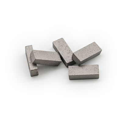 Ein hochwertiges Diamantbandsäge-Segment mit eigener Maschinenherstellung und Garantie