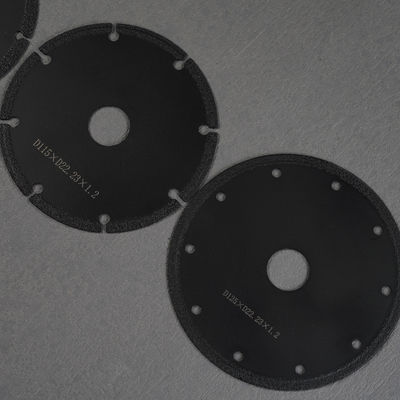 Professionelles Metallschneidrad mit 18 Zoll Blade Durchmesser und Vakuumbrästen Diamanten