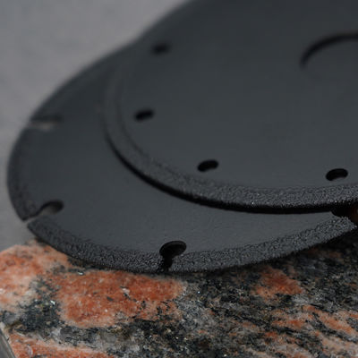 Professionelles Metallschneidrad mit 18 Zoll Blade Durchmesser und Vakuumbrästen Diamanten