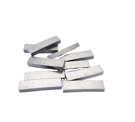 Diamond Sintered Saw Blade Segments für Steinschweißmaschine Kundensupport ODM
