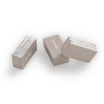 Fansandwich-Form D300-3500 Diamantsegmente zum Marmorschneiden 24*8*13mm Einzelklinge