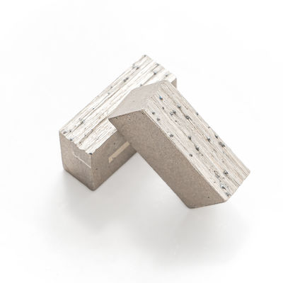 Fansandwich-Form D300-3500 Diamantsegmente zum Marmorschneiden 24*8*13mm Einzelklinge