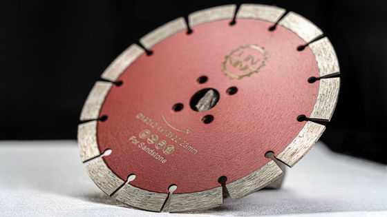 D105-D230 Trockenschneidende Diamantschneidscheiben mit guter Schärfe und längerer Lebensdauer