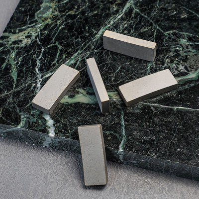 Hochfrequenzbrähte D1500mm Diamantsäge Klinge Tipps Block für globale Effizienz