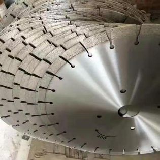 10in 350mm Säge Klinge für langlebige und Beton Asphalt Schneidkante Höhe 0,472in 12mm