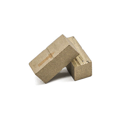 Hochfrequenzbrachte Diamantsegment 24x10x10 mm für das Marmorschneiden in der Fertigung