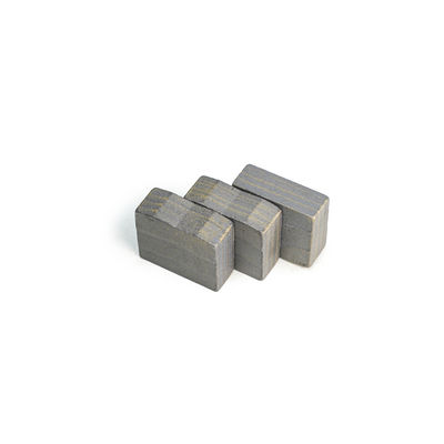 Metallpulver-Diamantsegmente für hochleistungsfähige Sintersteinschneidwerkzeuge