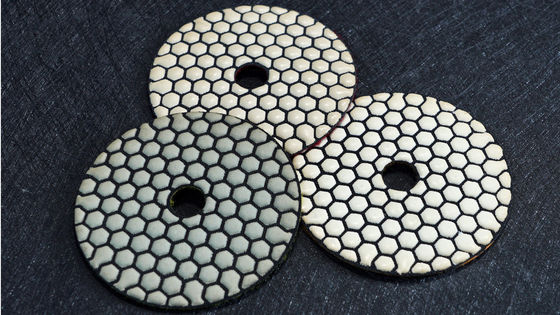 OEM-Unterstützung 125 mm Harzbindung Diamant Flexible Trockenpolieren Pad für Granitmarmor