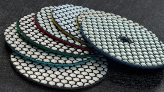 OEM-Unterstützung 125 mm Harzbindung Diamant Flexible Trockenpolieren Pad für Granitmarmor