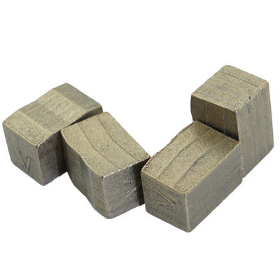 OEM-unterstützte Drei-Klingen-Diamantsegmente für das Schneiden von Bergbausteinen 22*15,6/16,4*15mm