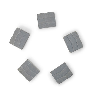 24*8.0/8.8*20.5MM Diamantsegment kundenspezifische OBM-Unterstützung für das Schneiden von hartem Sandstein