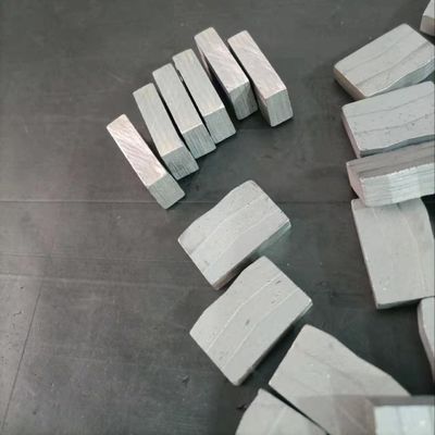ODM 1600mm Einzelblatt Granit Schneidsegment 24*8.4/9.2*15mm Segment Schneidesteil