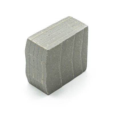 24*13,6/14,4*20,5 mm Diamant-Schnittsegment für Granit mit höherer Schärfe