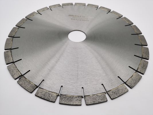 Gute Verschleißbeständigkeit 350 mm U Diamantsäge für das Schneiden von Granit
