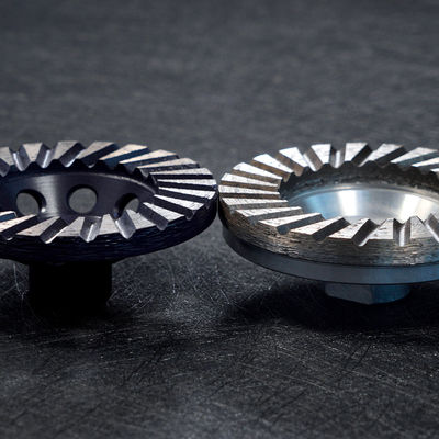 40/50 Grit 4 Zoll Diamant-Schleifbecherräder mit Metallbindemittel