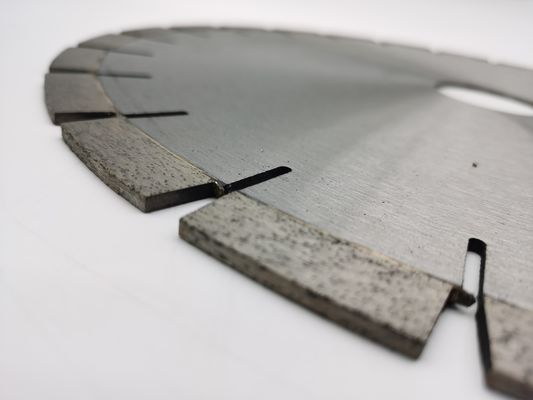 Gute Verschleißbeständigkeit 350 mm U Diamantsäge für das Schneiden von Granit